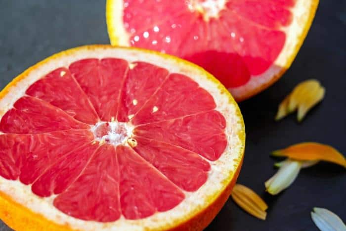 8 Benefits Of Grapefruit In Weight Loss