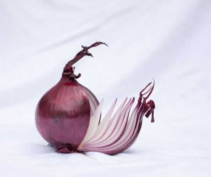 6 Fantastic Benefits of Onion for Arthritis [Science Backed]