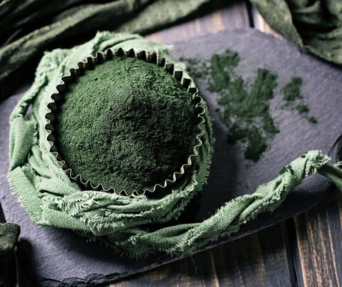 6 Proven Benefits of Spirulina For Delayed Onset Muscle Soreness