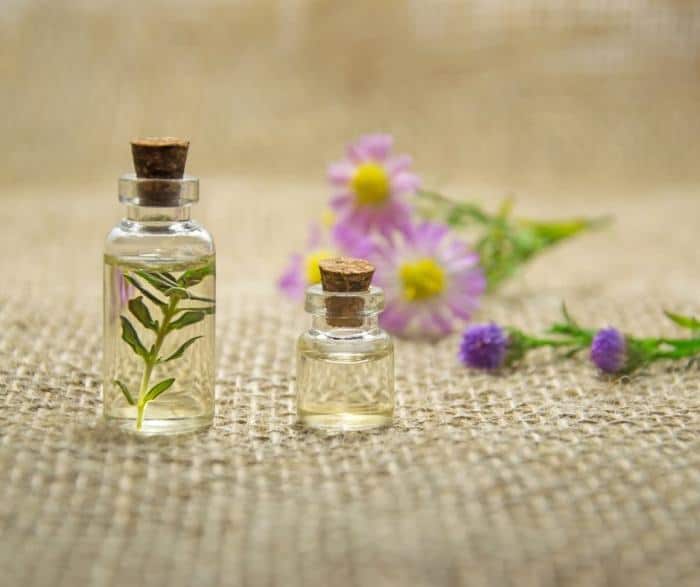 Best Essential Oils for Improving Sleep